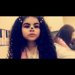 Meet your Posher, Daniella